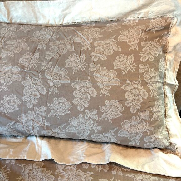 Wamsutta King Floral Jacquard Duvet Cover & Shams Set - Picture 8 of 15